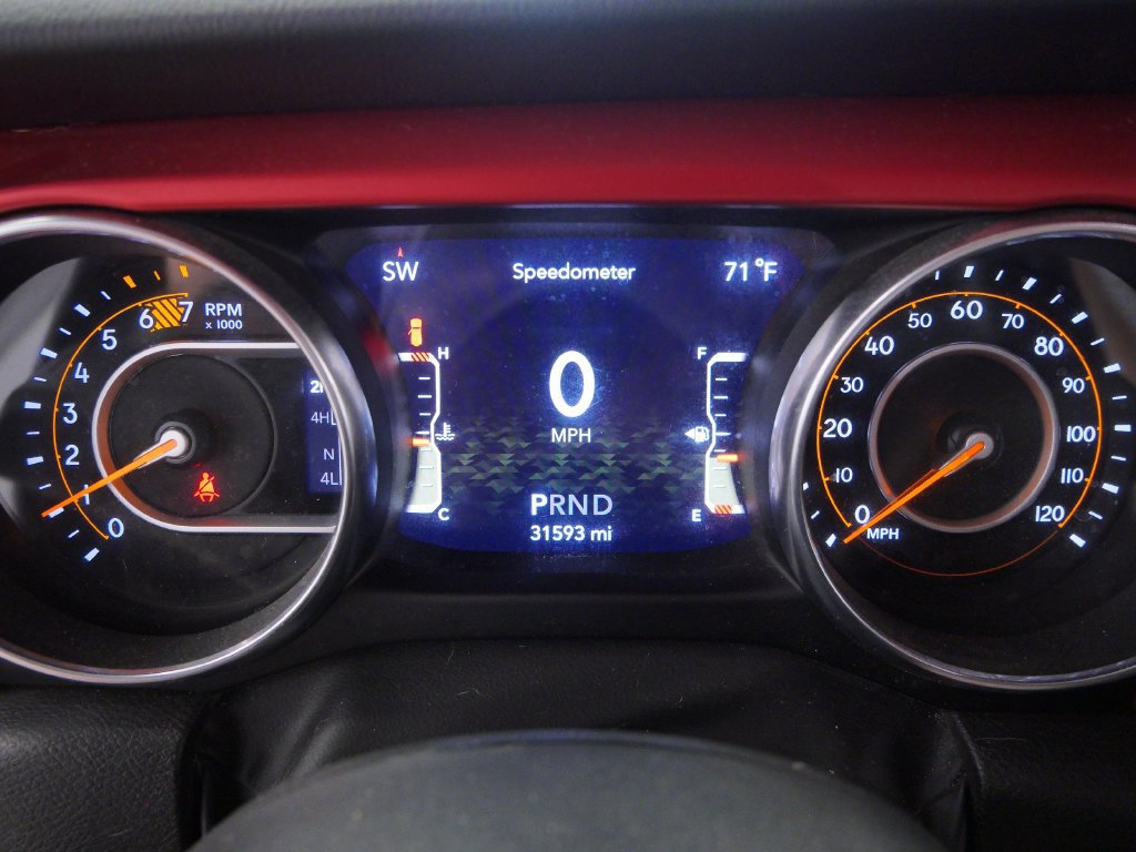 Used 2023 Jeep Wrangler Unlimited Rubicon w/ LED Lighting Group AWD/4WD image 33