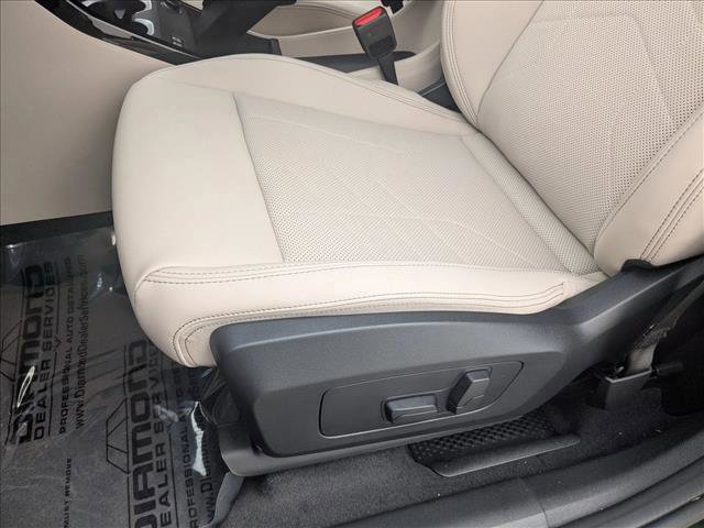 Used 2025 BMW X1 xDrive28i w/ Convenience Package image 4