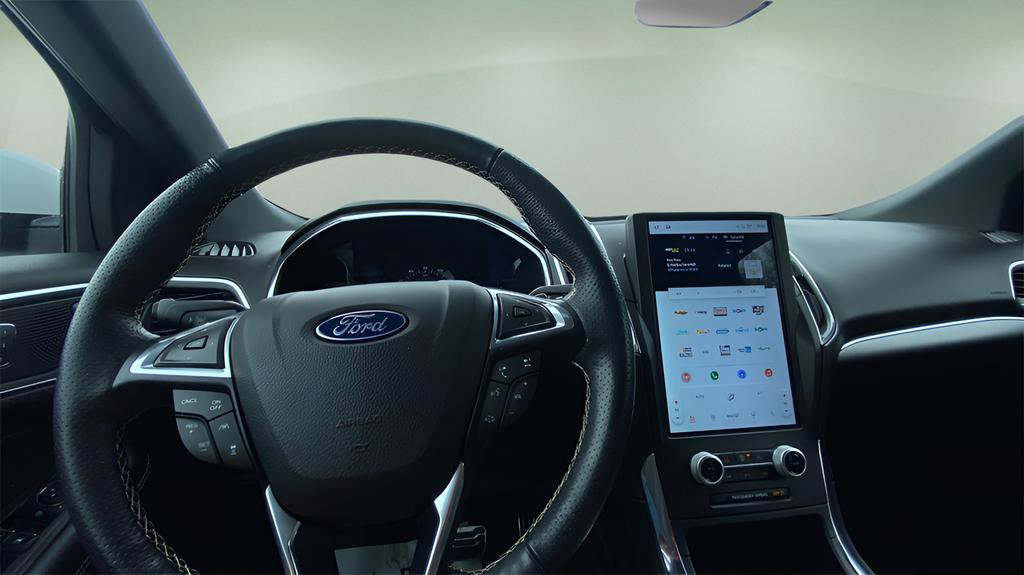 Used 2021 Ford Edge ST w/ Equipment Group 401A image 12