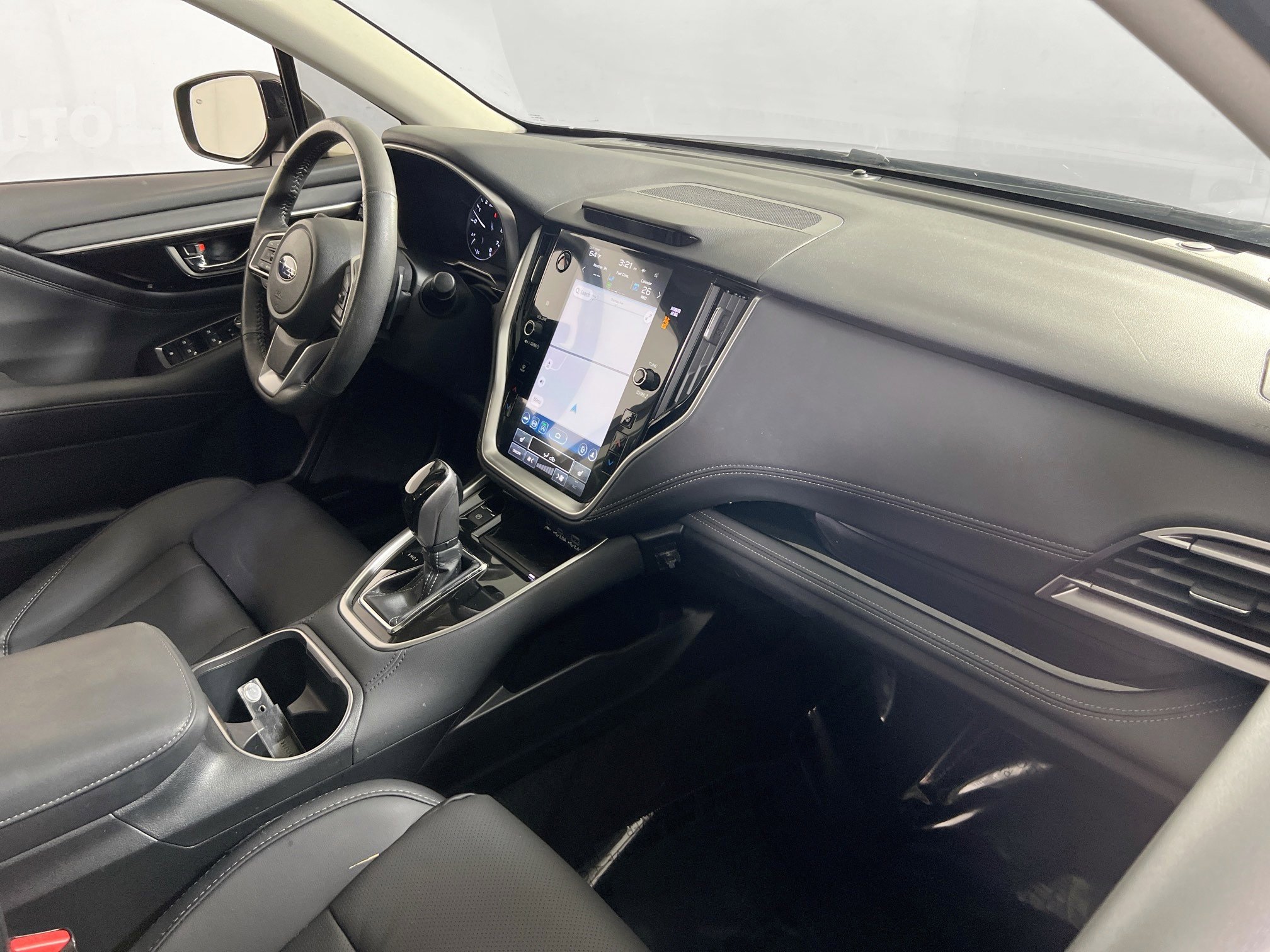 Used 2023 Subaru Outback Limited image 29