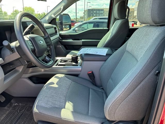 Used 2025 Ford F350 XLT w/ Black Appearance Package AWD/4WD image 13
