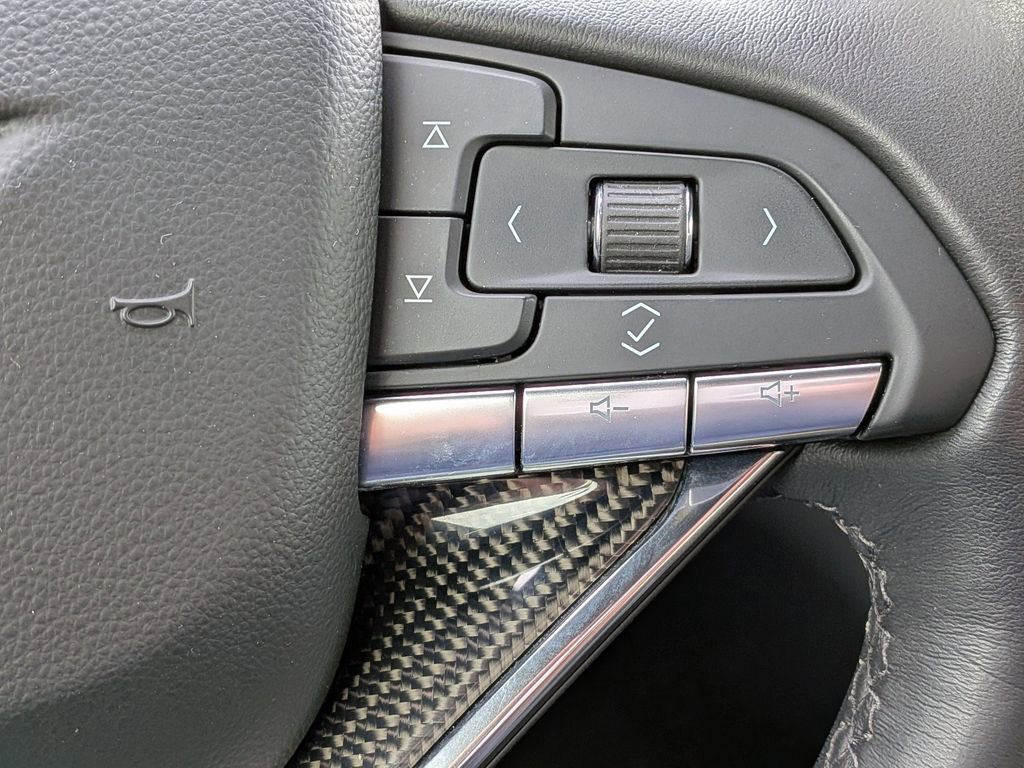 Certified 2023 Cadillac XT6 Sport w/ Technology Package AWD/4WD image 32