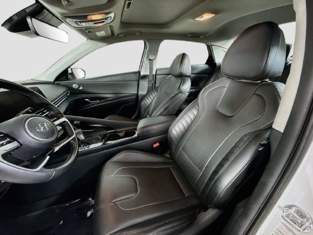 Used 2022 Hyundai Elantra Limited FWD image 21