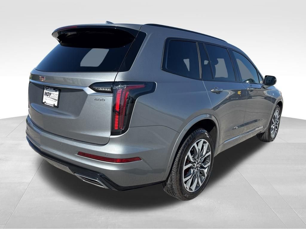 Used 2024 Cadillac XT6 Sport image 4