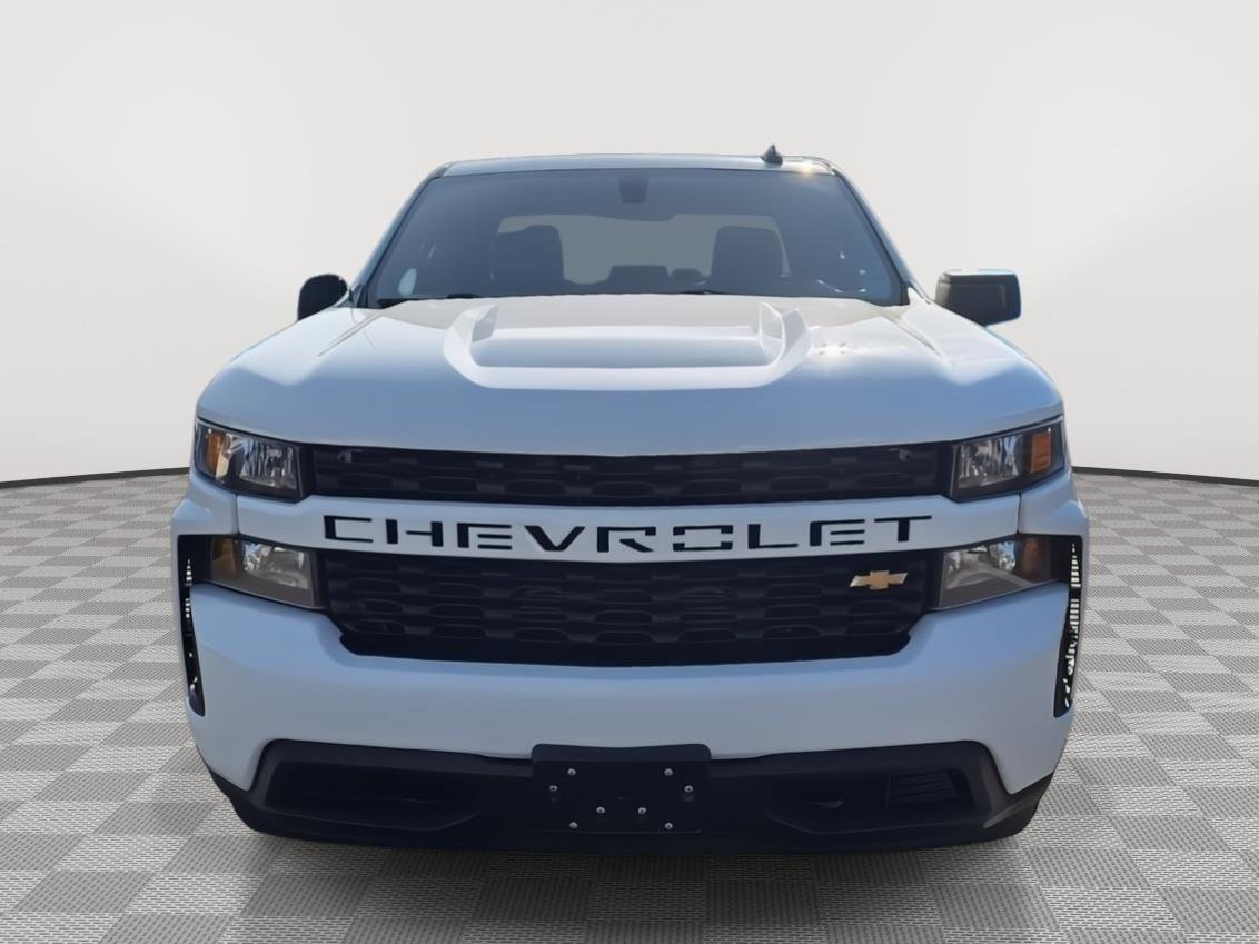 Used 2021 Chevrolet Silverado 1500 Custom image 2