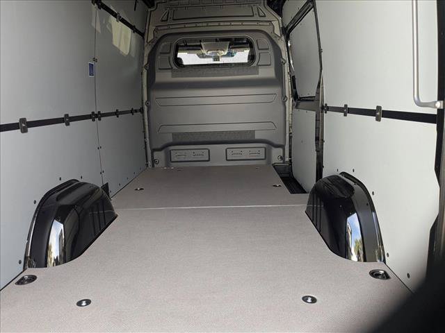 New 2026 Mercedes-Benz Sprinter 2500 image 14