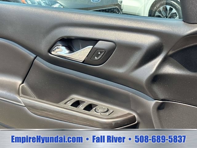 Used 2018 GMC Acadia SLT AWD/4WD image 21