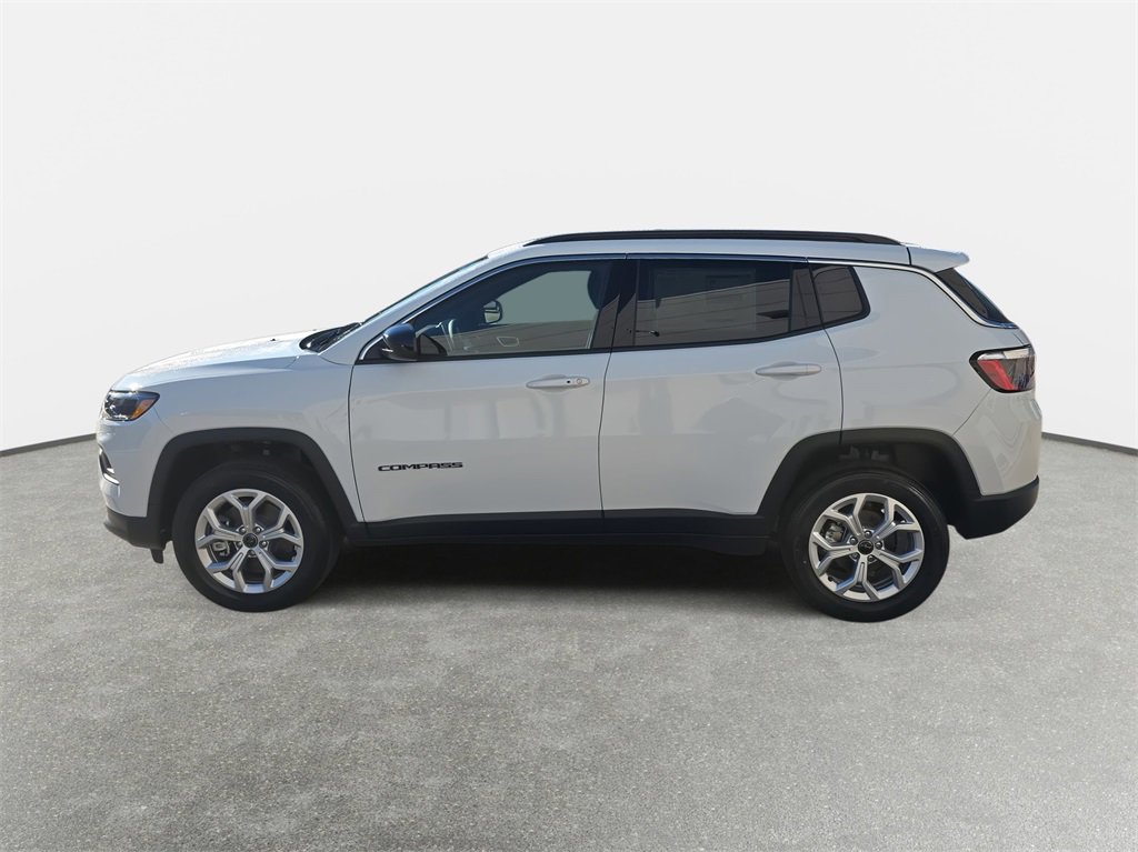 New 2026 Jeep Compass Latitude image 8