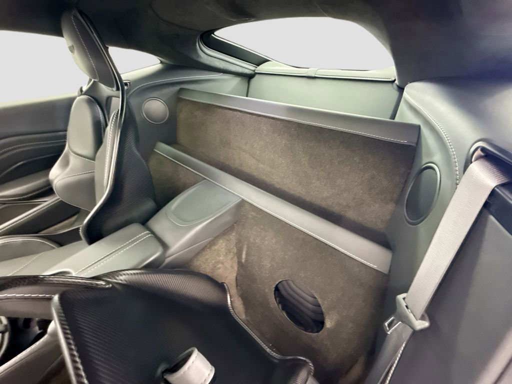 Used 2023 Aston Martin V12 Vantage image 20
