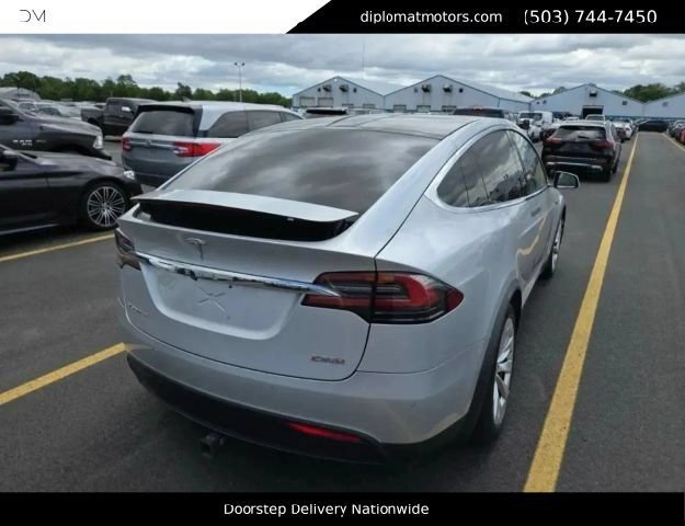 Used 2016 Tesla Model X P100D AWD/4WD image 2