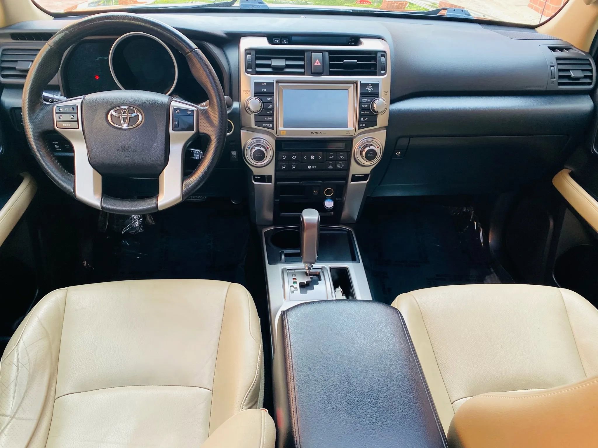 Used 2011 Toyota 4Runner Limited RWD image 7