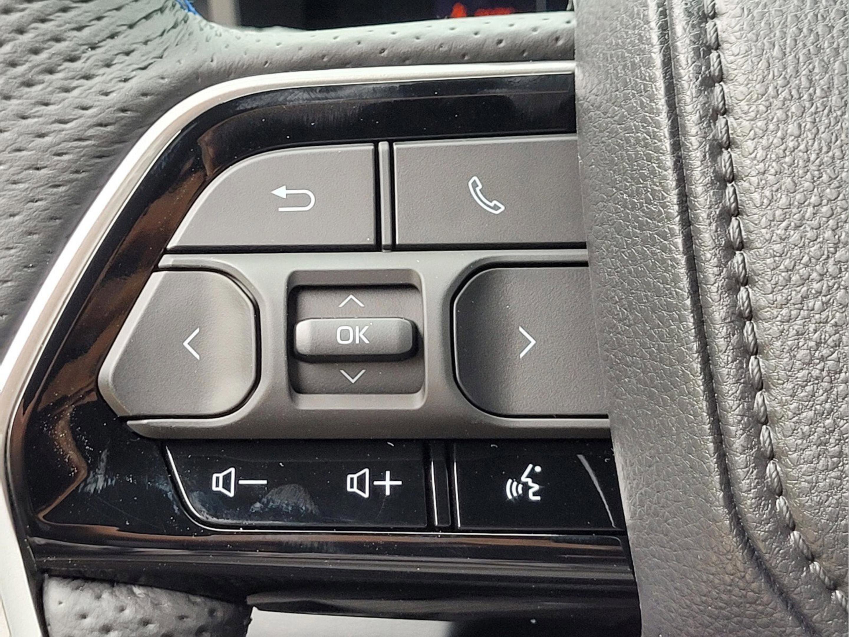 New 2025 Toyota Tundra Platinum image 24