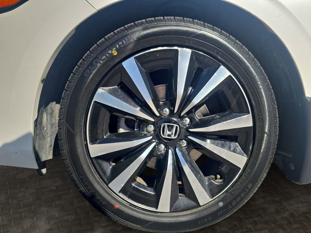 Used 2022 Honda Civic EX image 9