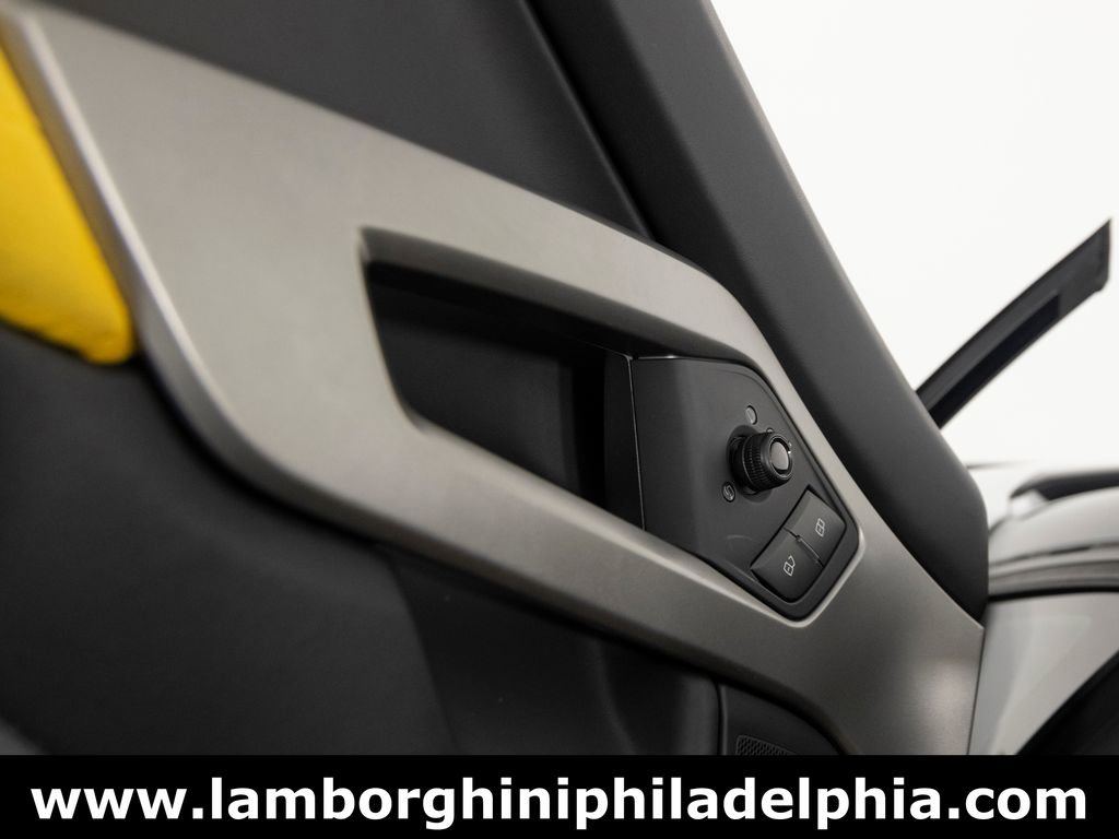 Used 2016 Lamborghini Aventador LP 700-4 AWD/4WD image 14
