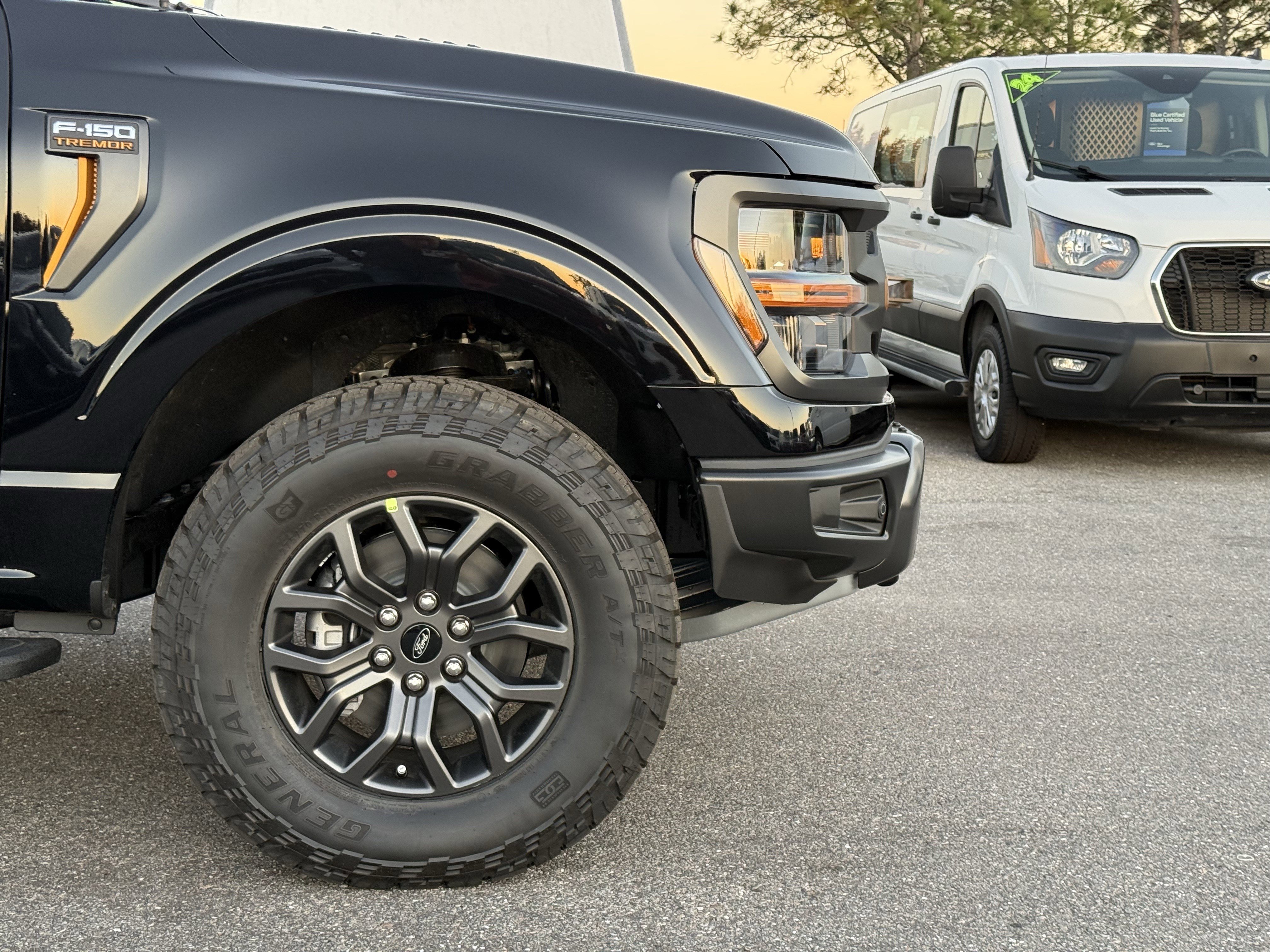 New 2025 Ford F150 Tremor w/ Equipment Group 402A High image 12