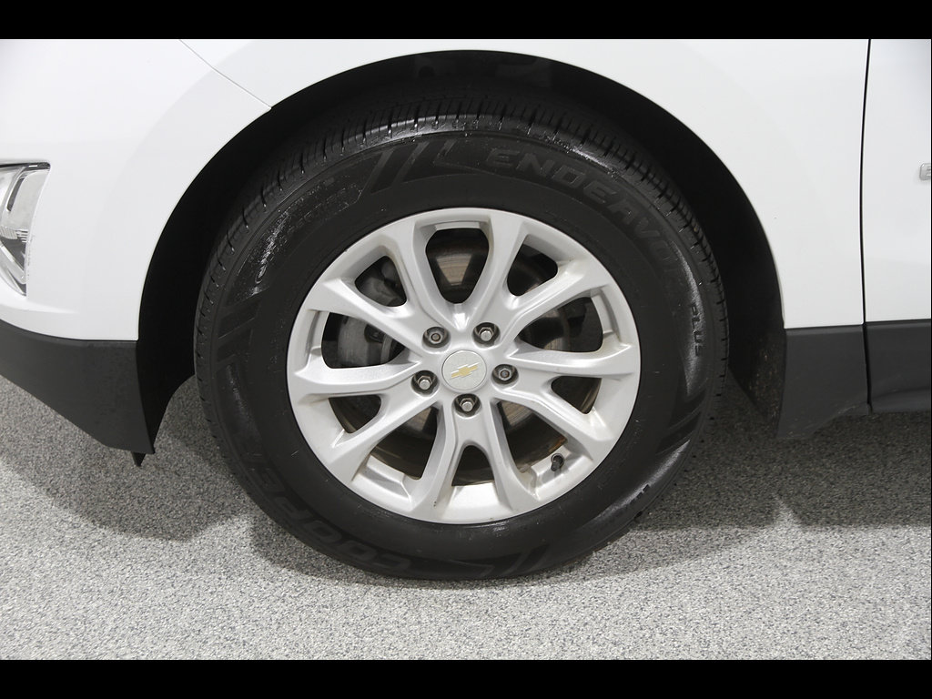 Used 2020 Chevrolet Equinox LS FWD image 21