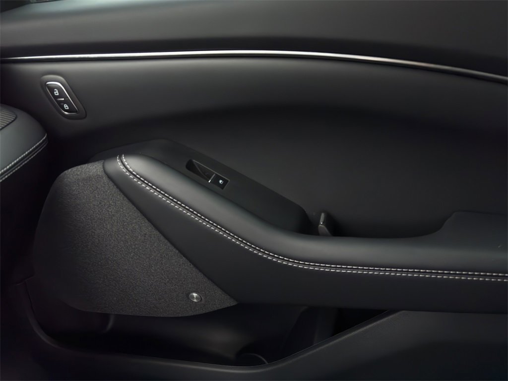 New 2025 Ford Mustang Mach-E Premium image 12