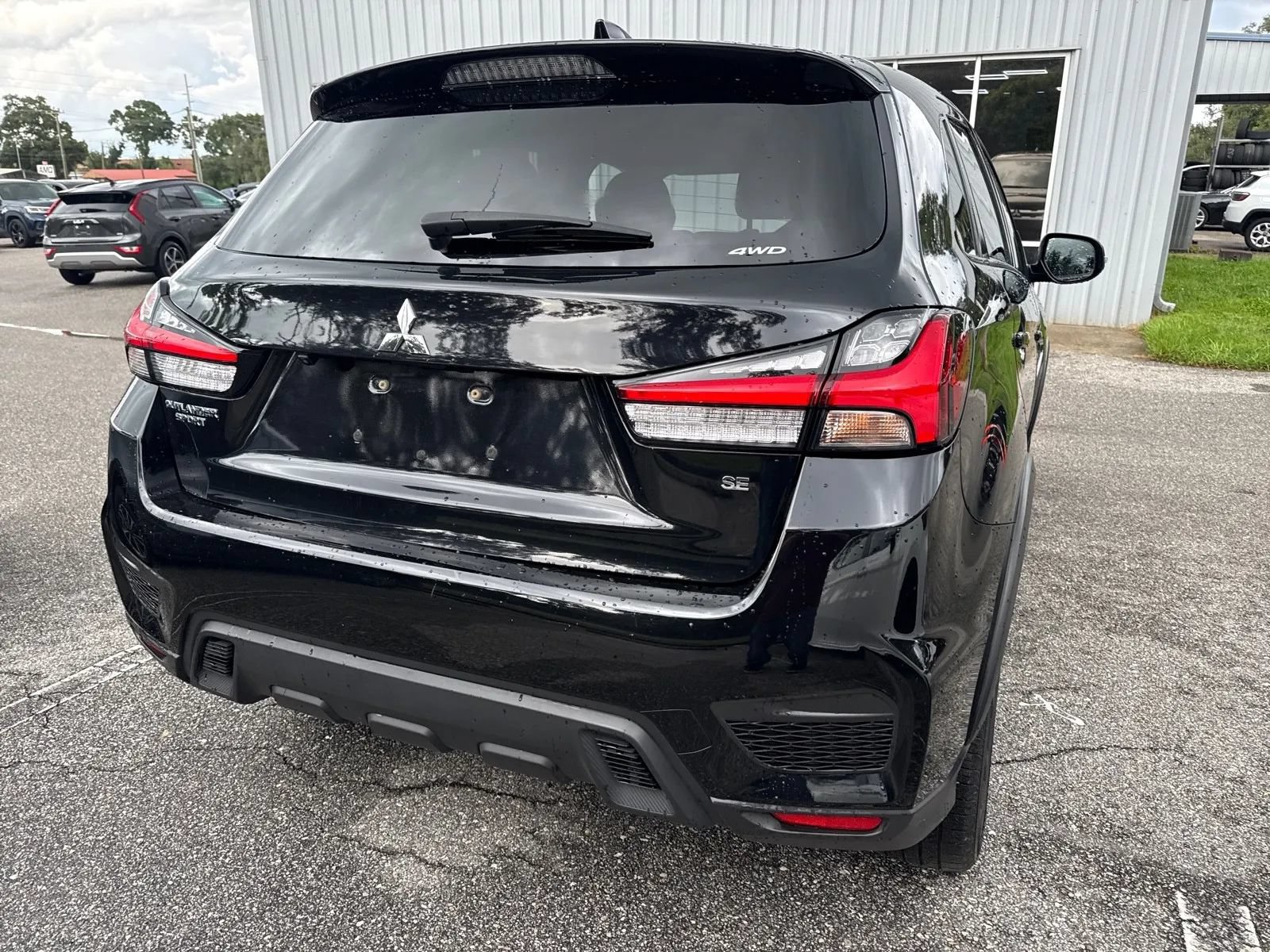 Used 2025 Mitsubishi Outlander Sport SE AWD/4WD image 8