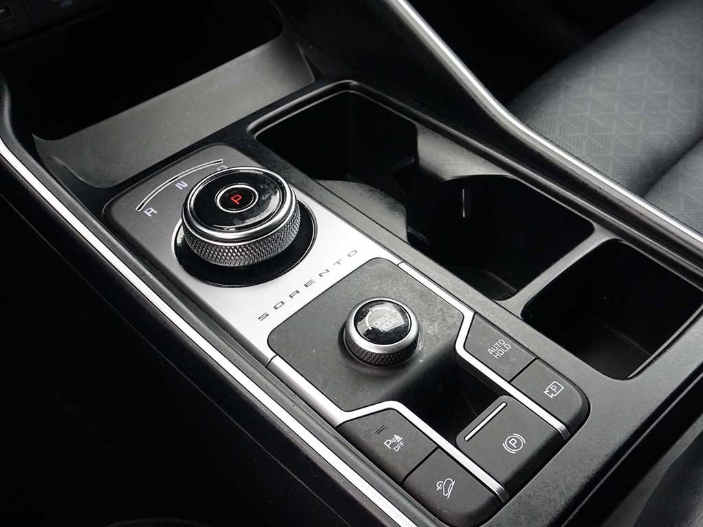 Used 2022 Kia Sorento S FWD image 53