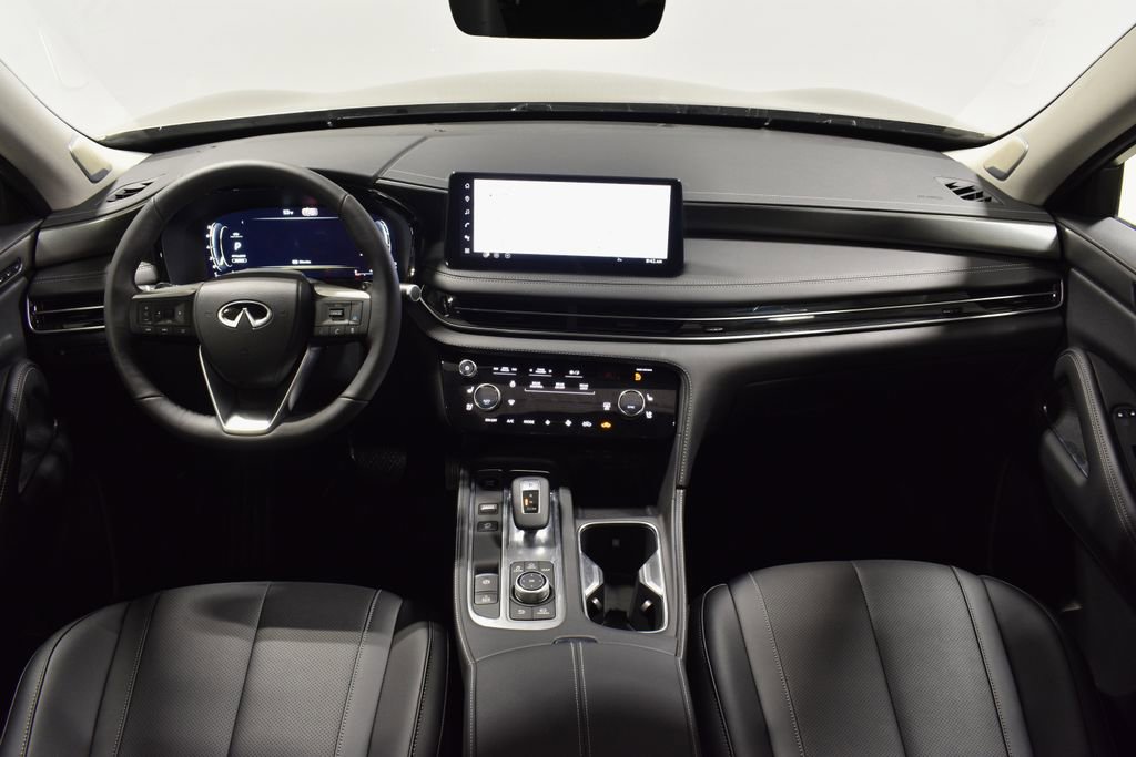 New 2026 INFINITI QX60 Luxe w/ Family Package image 14