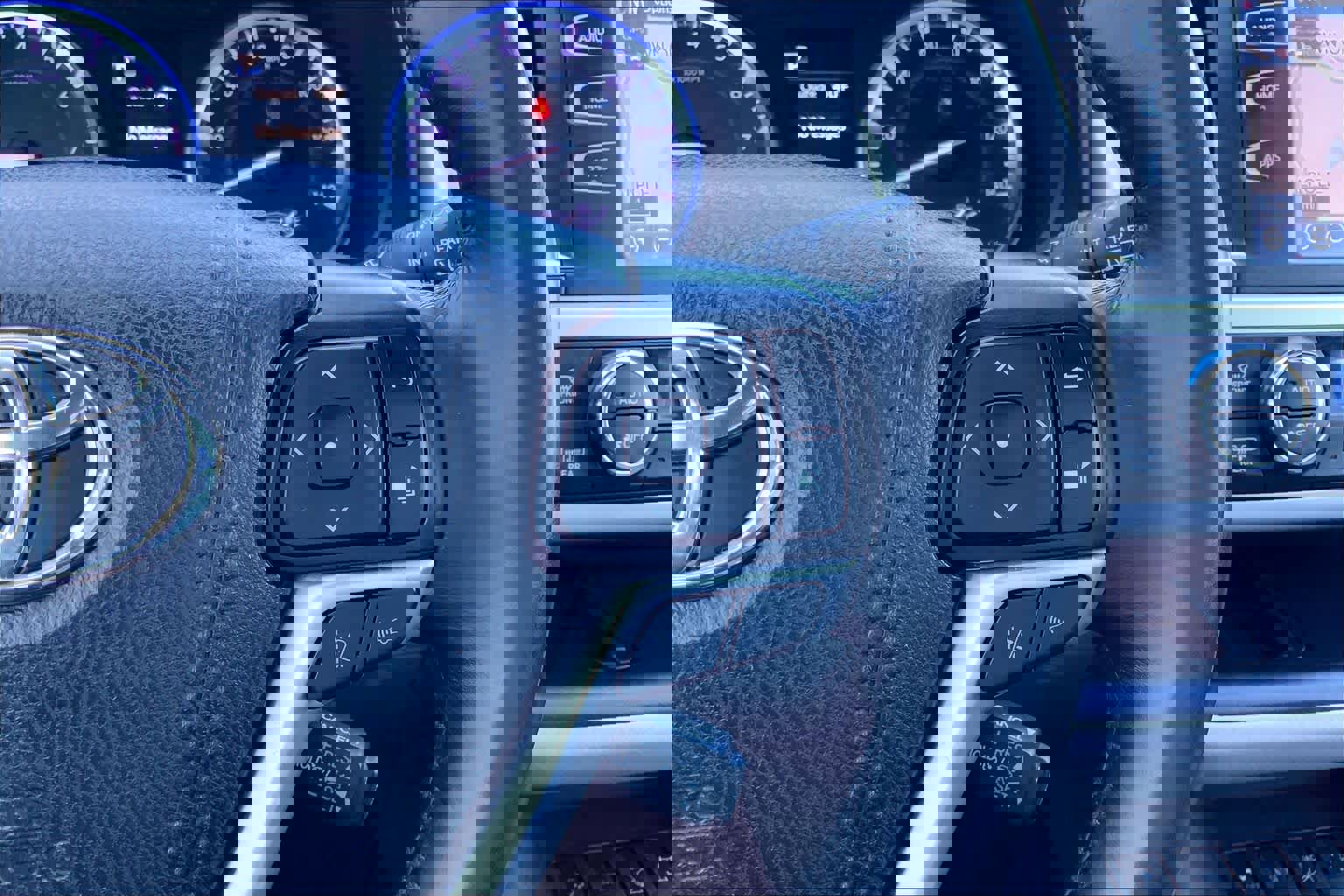 Used 2019 Toyota Highlander XLE w/ Carpet Mat Package (TMS) image 24