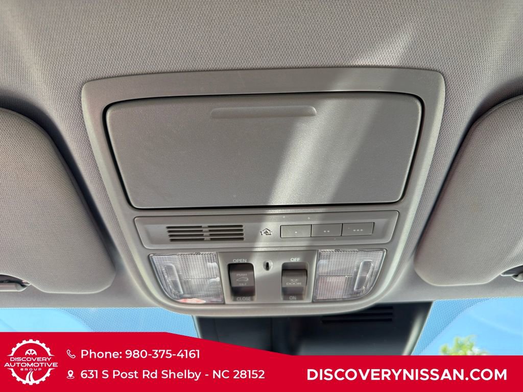 Used 2021 Honda CR-V Touring image 27