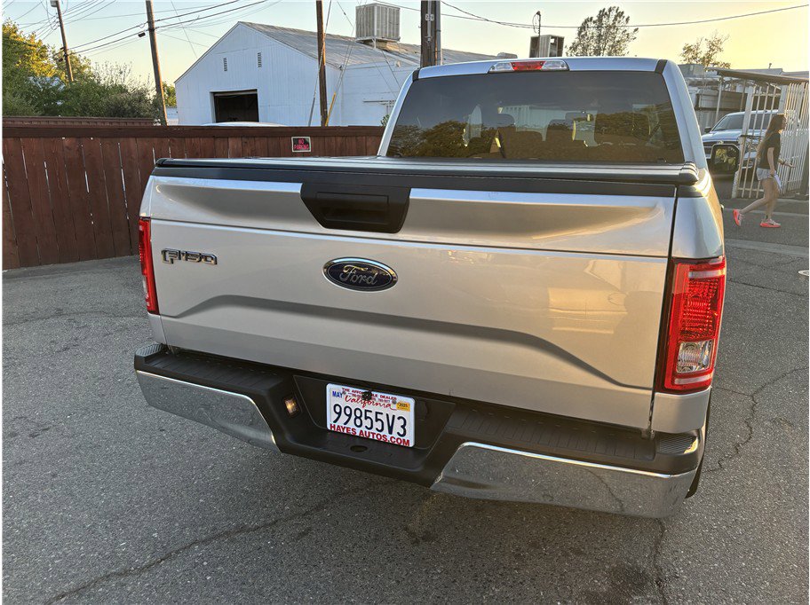 Used 2015 Ford F150 XLT RWD image 6