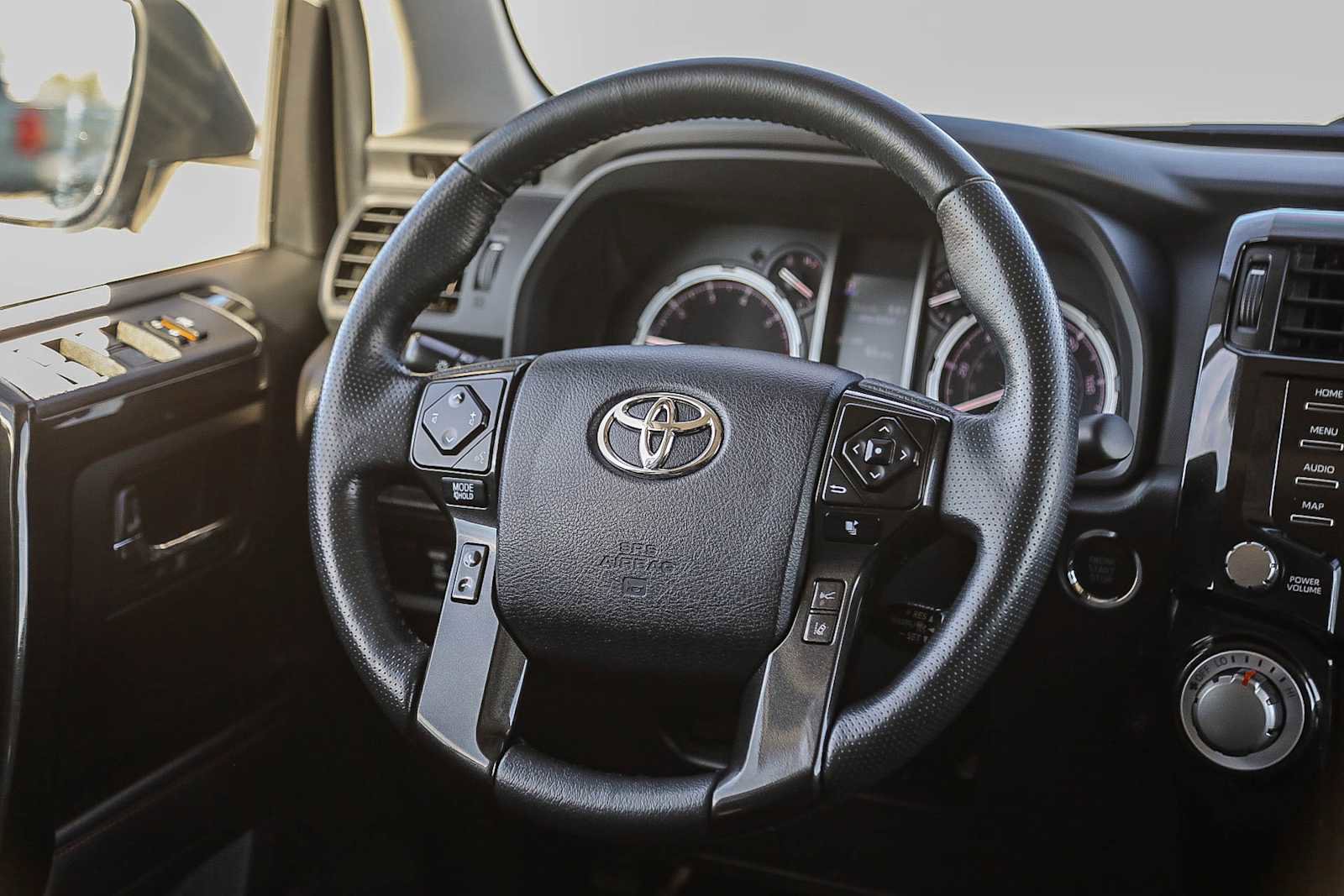 Certified 2024 Toyota 4Runner TRD Off-Road Premium image 16