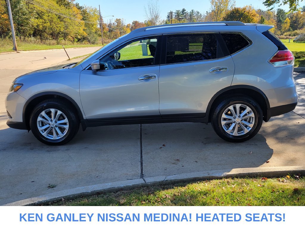 Used 2016 Nissan Rogue SV w/ SV Premium Package AWD/4WD image 6