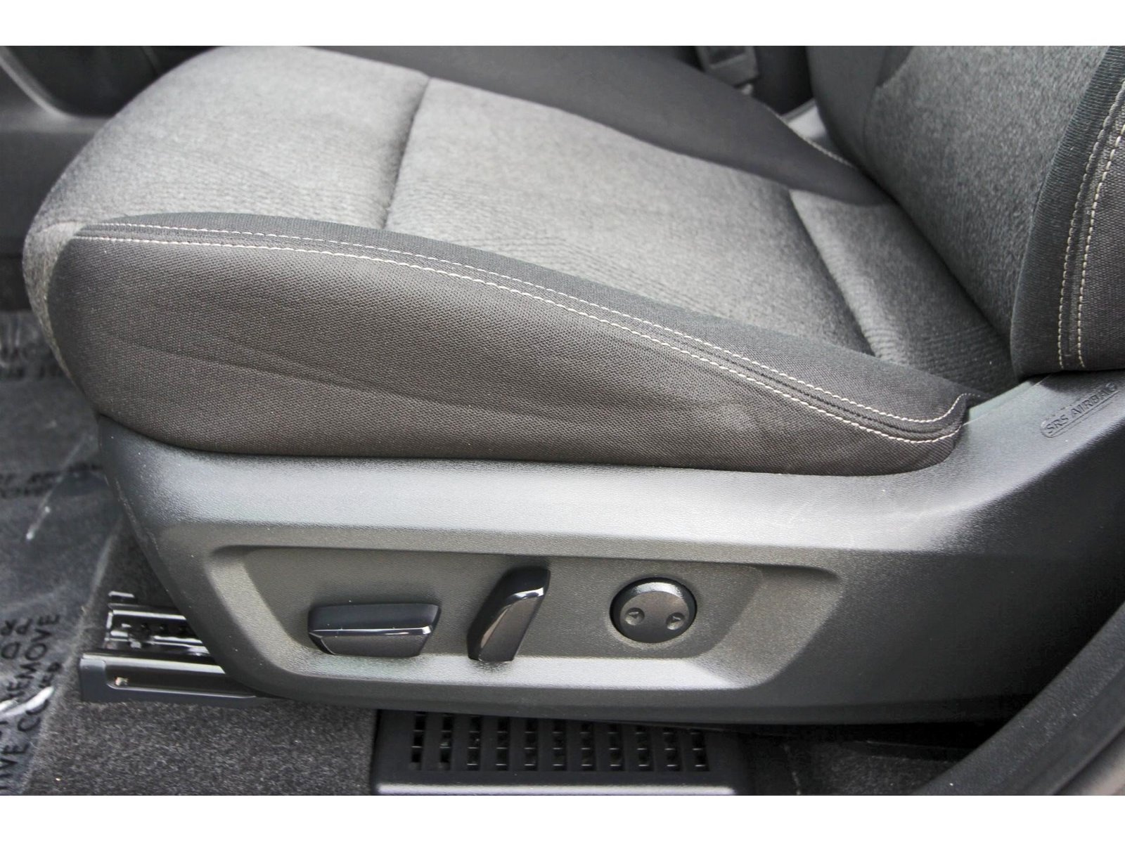 Used 2024 Nissan Rogue SV FWD image 30