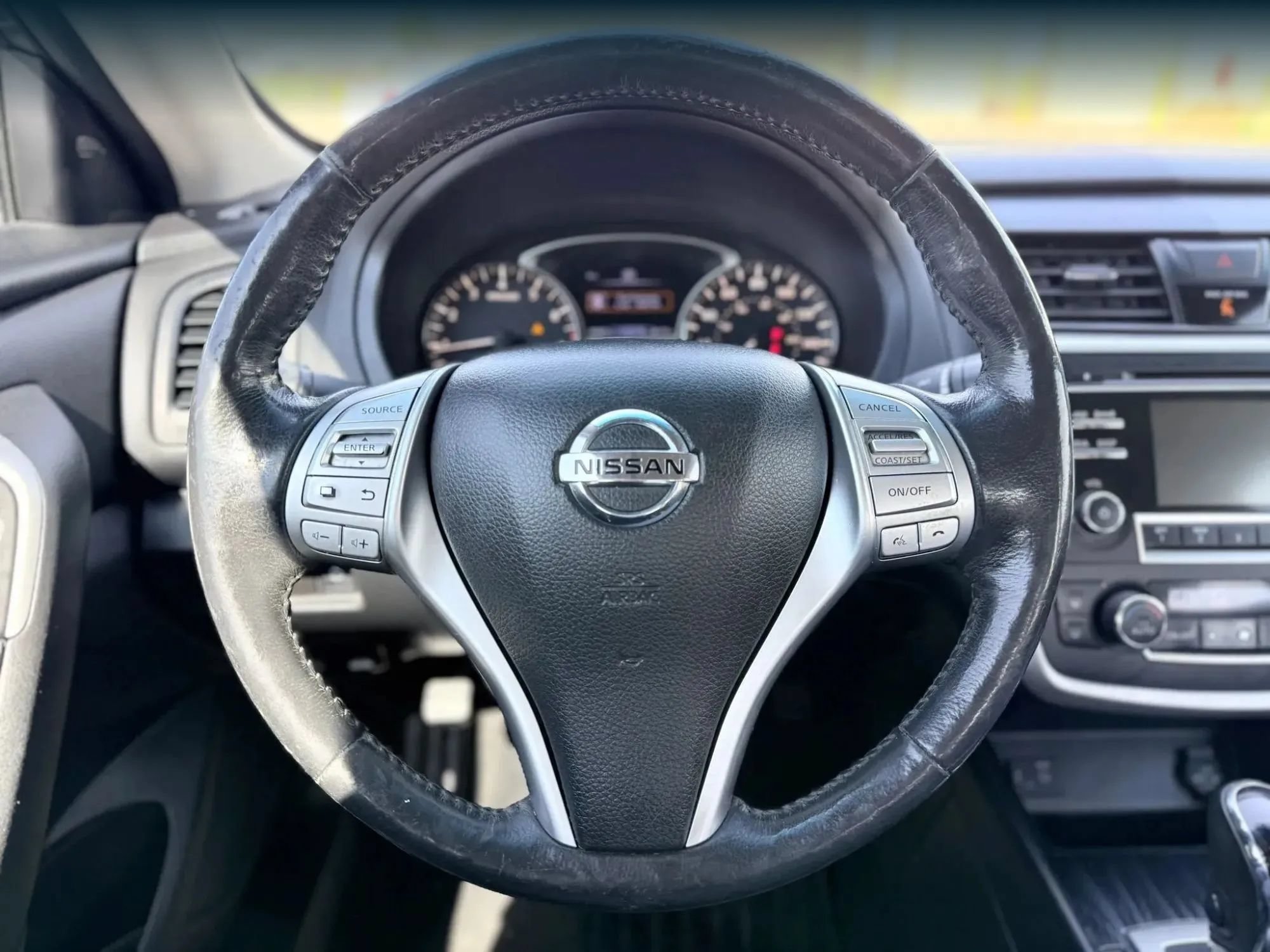 Used 2017 Nissan Altima 2.5 SL w/ Moonroof Package FWD image 25