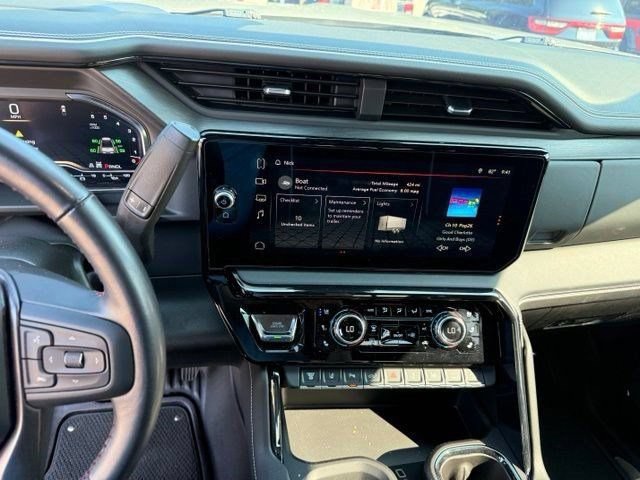 Used 2025 GMC Sierra 2500 AT4X AWD/4WD image 14