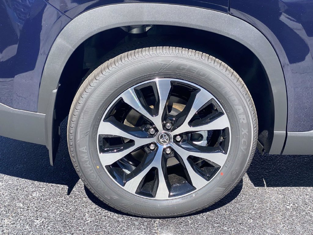 New 2026 Toyota Grand Highlander AWD Hybrid image 3