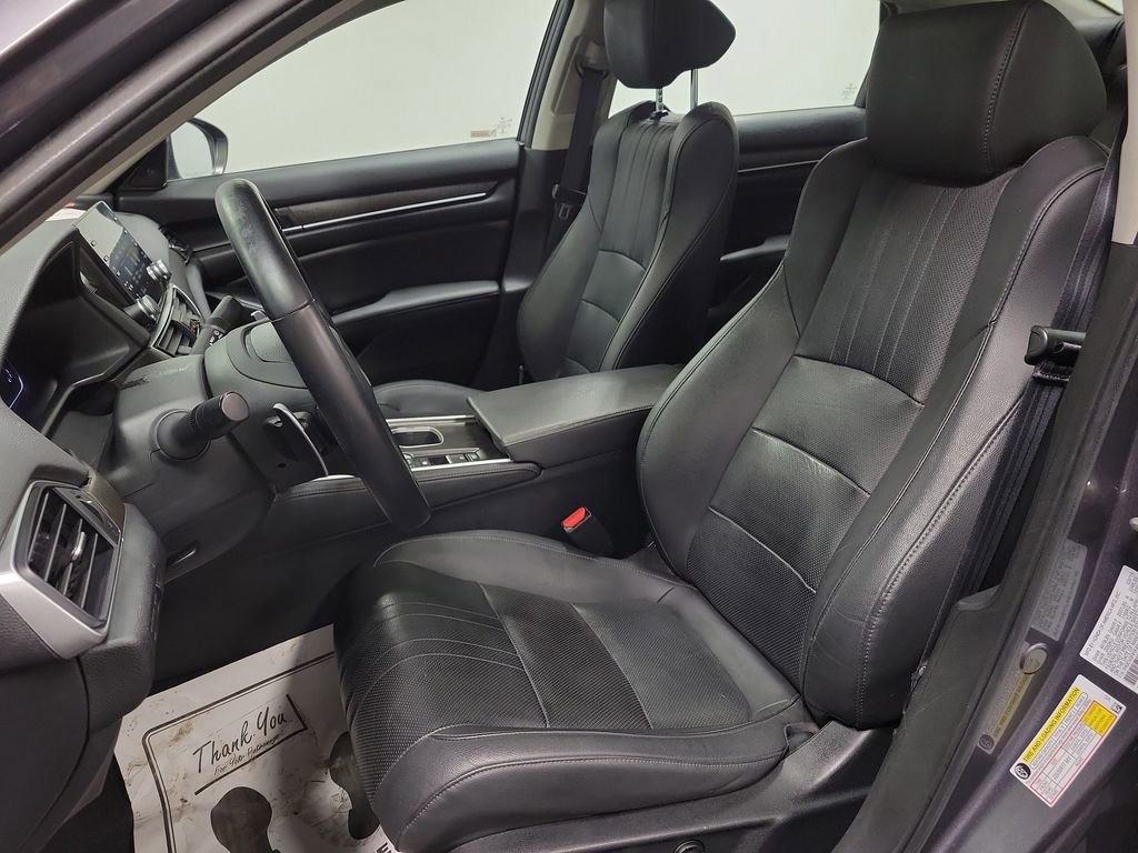 Used 2019 Honda Accord Touring image 13