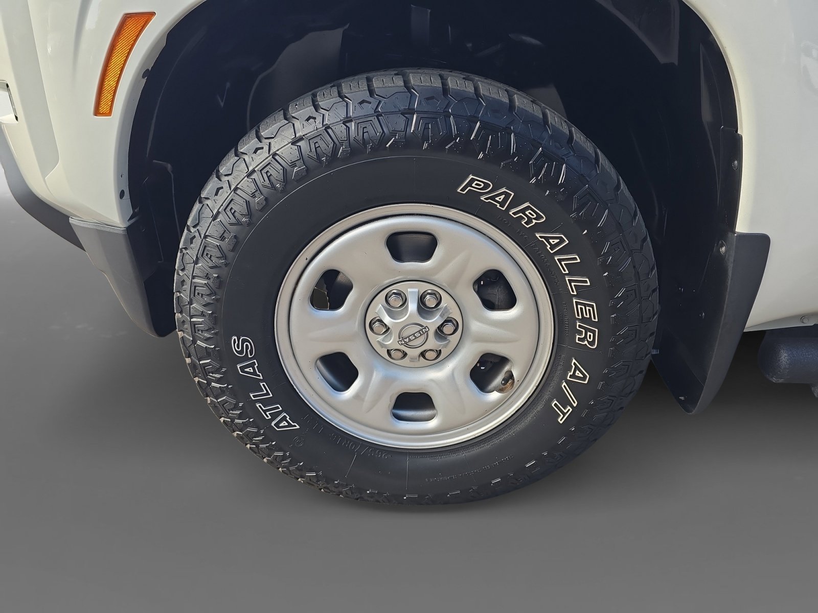 Used 2022 Nissan Frontier S w/ Technology Package image 9