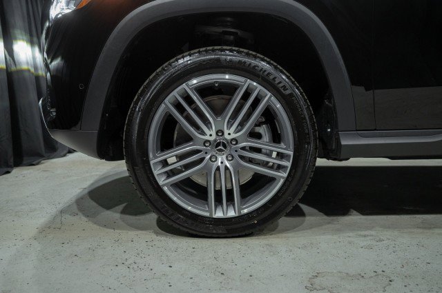 Used 2026 Mercedes-Benz GLS 450 4MATIC image 7