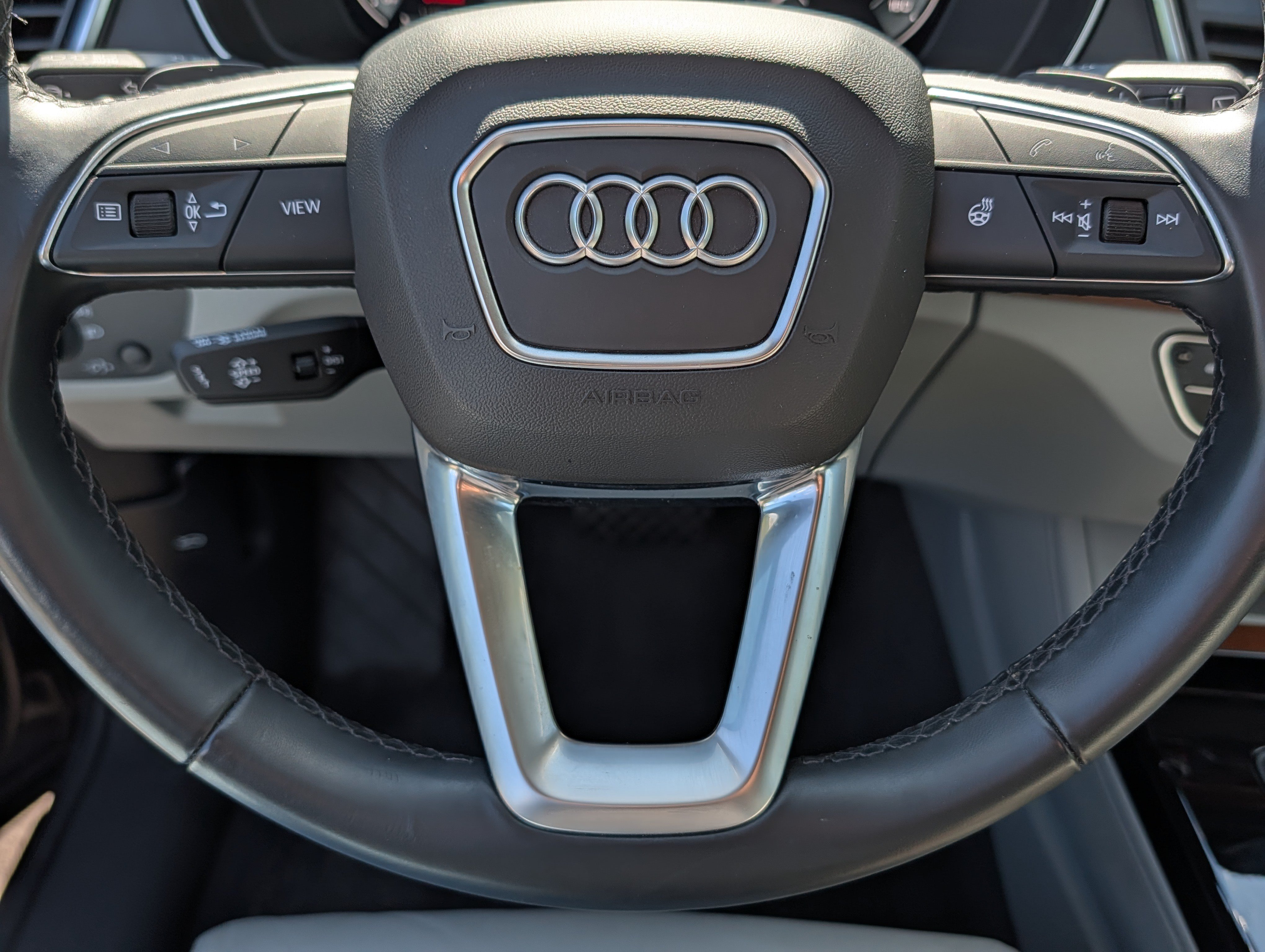 Used 2023 Audi Q5 e Premium Plus w/ Premium Plus Package AWD/4WD image 25