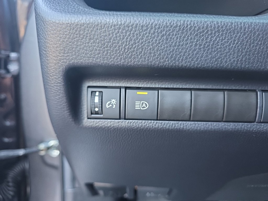 Certified 2022 Toyota RAV4 XLE Premium FWD image 17