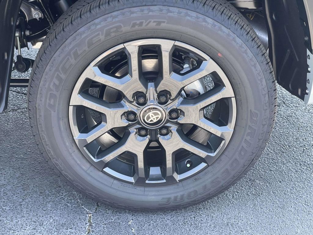 New 2026 Toyota Tundra Platinum AWD/4WD image 8