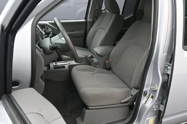Used 2019 Nissan Frontier SV w/ Value Truck Package RWD image 10