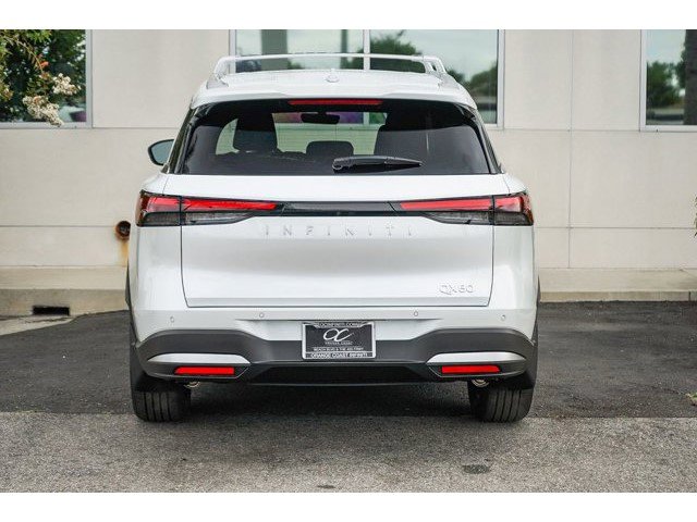 New 2026 INFINITI QX60 Luxe FWD image 5