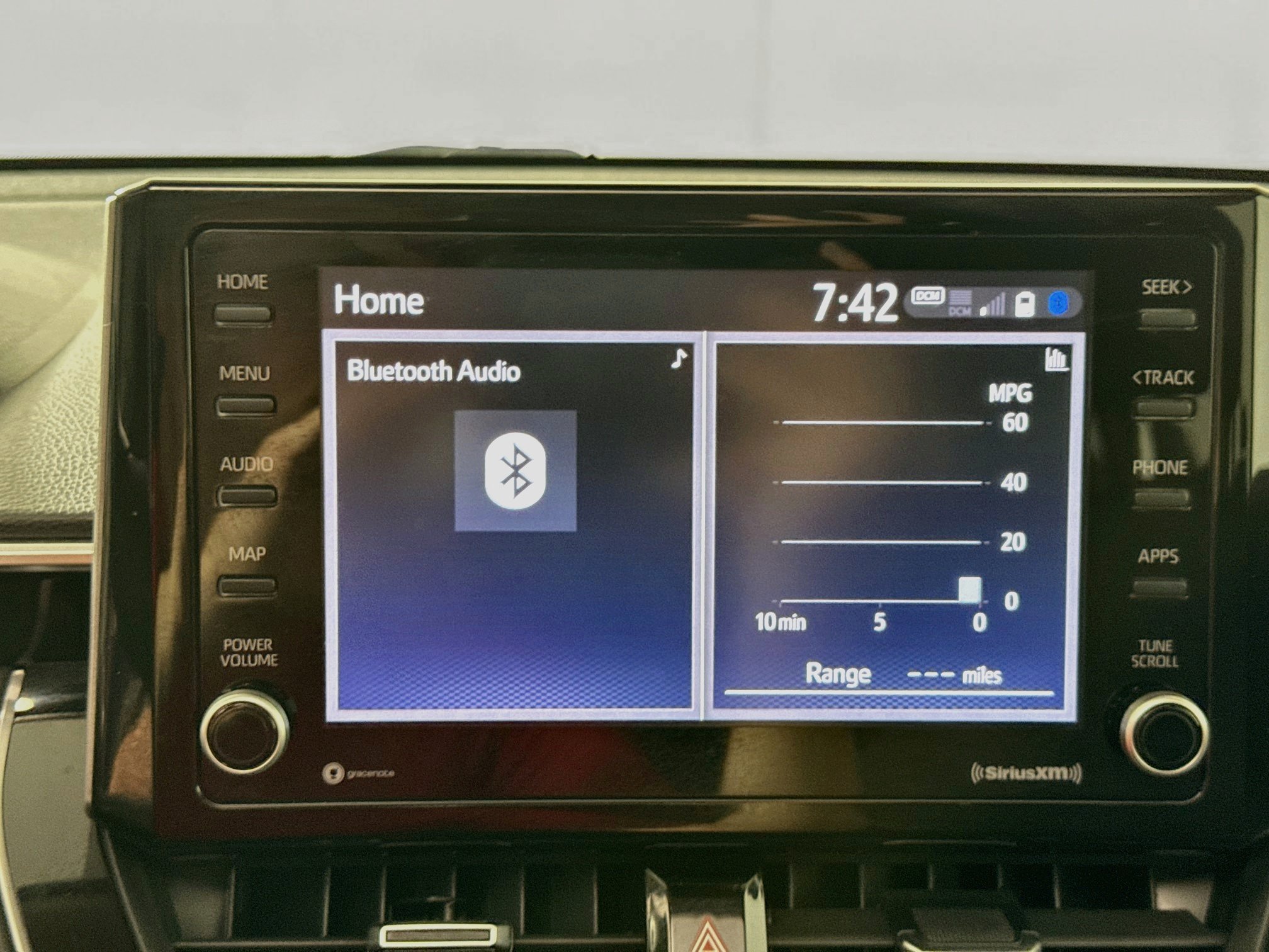 Used 2022 Toyota Corolla Cross XLE w/ Convenience Package FWD image 13