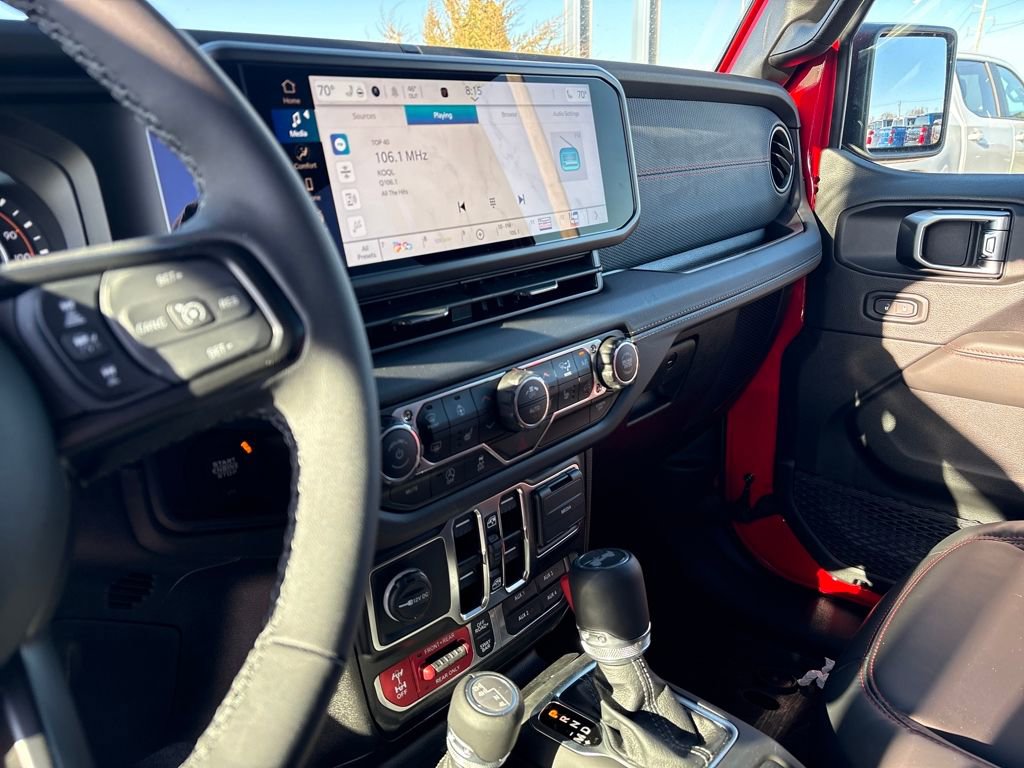 Used 2025 Jeep Wrangler Unlimited Rubicon image 22