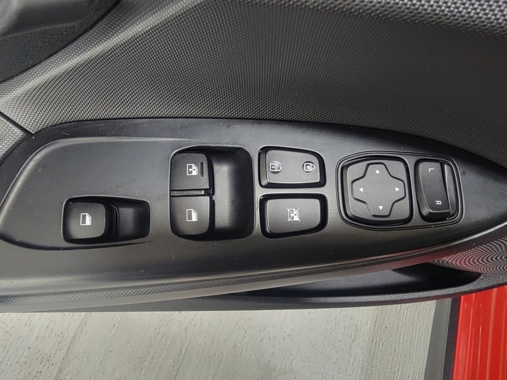 Used 2019 Hyundai Veloster Turbo Ultimate FWD image 26