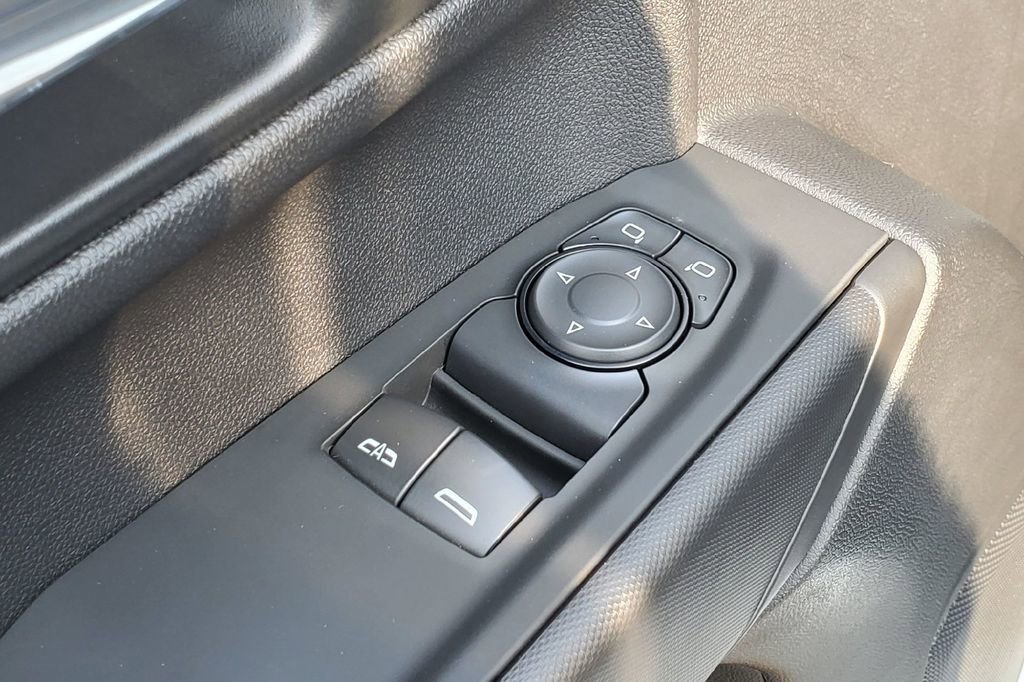 Used 2026 Chevrolet Silverado 1500 W/T w/ WT Safety Package AWD/4WD image 16