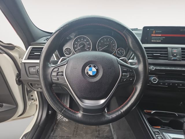 Used 2018 BMW 330e image 12