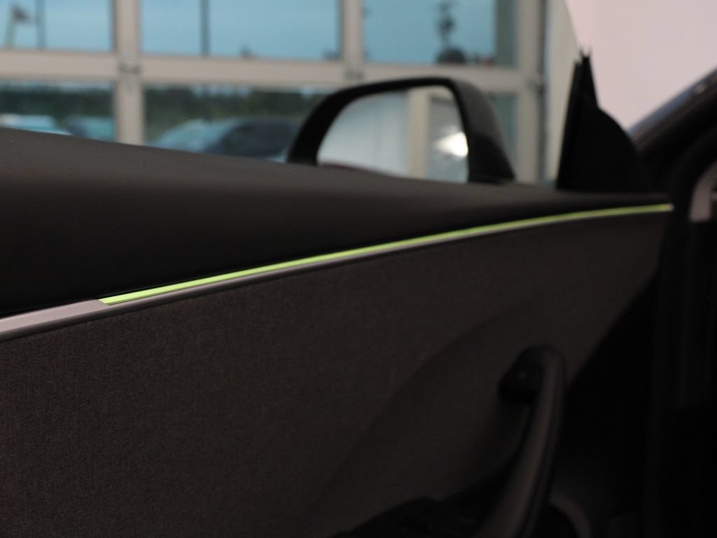 Used 2025 Tesla Model 3 Long Range RWD image 14