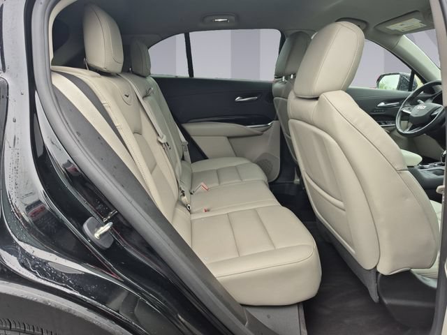 Used 2023 Cadillac XT4 Premium Luxury w/ Technology Package AWD/4WD image 18