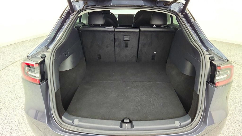 Used 2020 Tesla Model Y Long Range AWD/4WD image 26