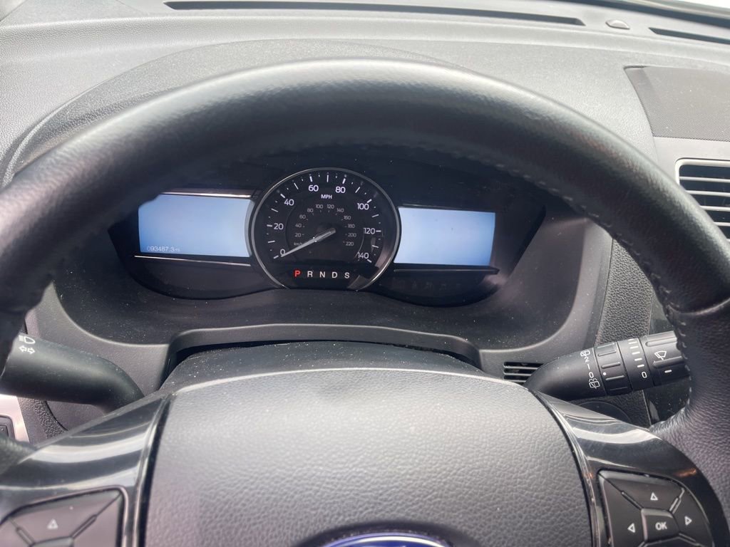 Used 2019 Ford Explorer XLT w/ Equipment Group 202A image 19